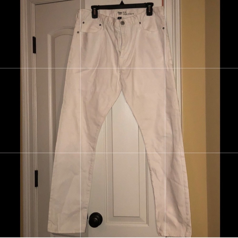 Gap Slim Fit White Jeans 35/32